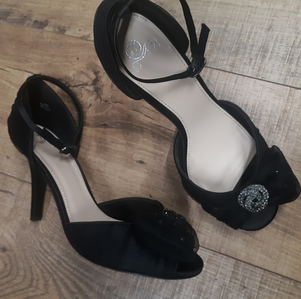 Disney glass slipper collection heels